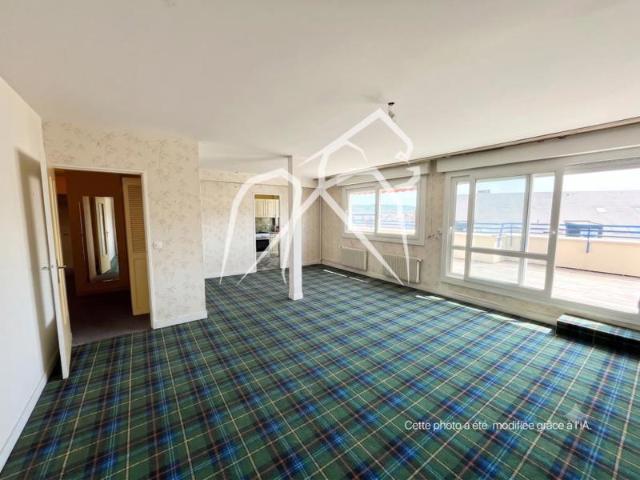 Appartement | 6 pièces | 132 m² | Résidence calme et sécurisée avec grande terrasse, cave et double parking | St Clément Jardin des Plantes | 76100 Rouen