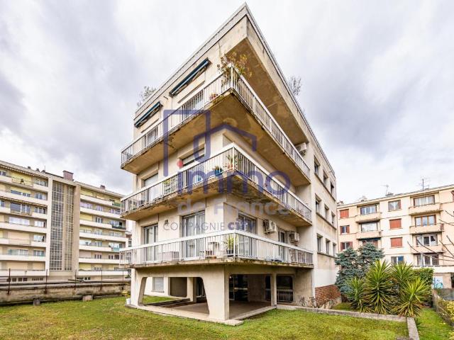 Appartement 6 pièces 129 m²
