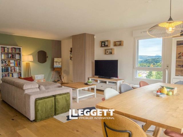 Appartement 6 pièces 130 m²