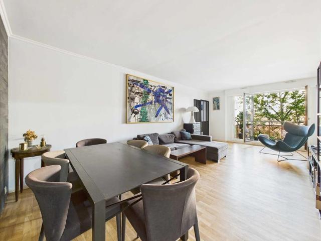 Appartement 6 pièces 130 m²