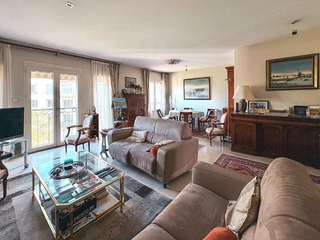 Appartement 6 pièces 132 m²