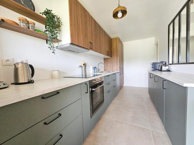 Appartement 6 pièces, 133 m² à louer à Évry Courcouronnes 91000