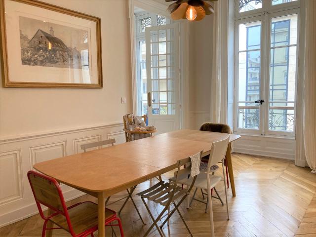 Appartement 6 pièces, 135 m² à louer à Lyon 6 69006