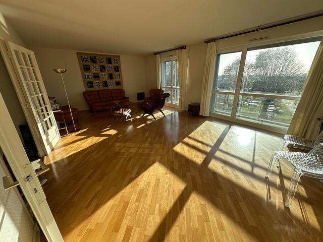Appartement 6 pièces 141 m²