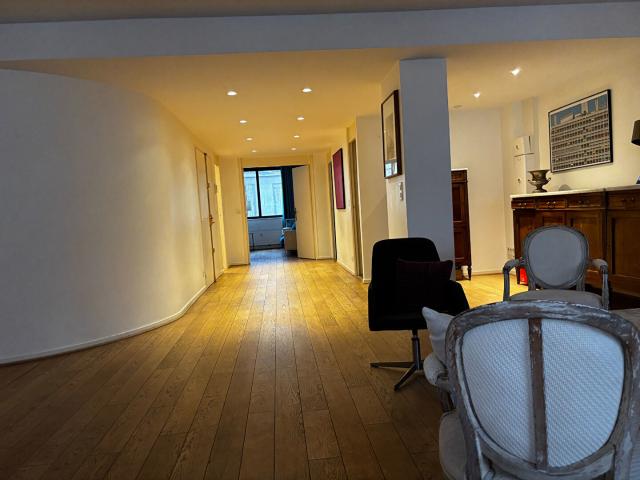 Appartement 6 pièces 142 m²