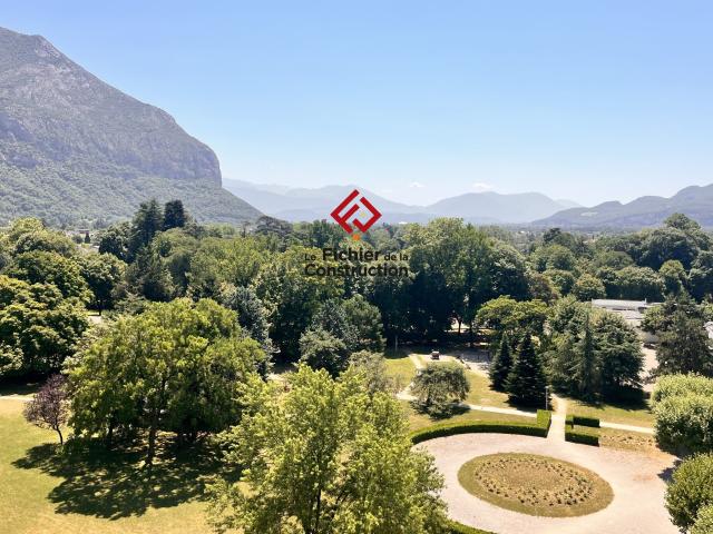 Appartement 6 pièces 143 m²