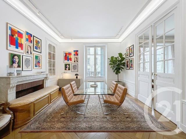 Appartement 6 pièces 143 m²