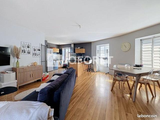 Appartement 6 pièces 145 m²