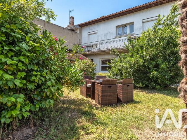 Appartement 6 pièces 145 m²