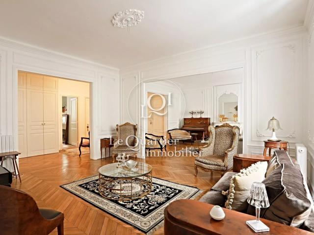 Appartement 6 pièces 145 m²
