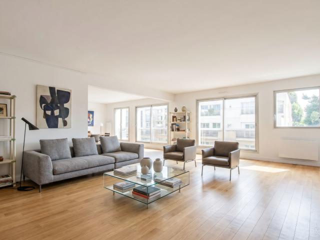Appartement 6 pièces 146 m²