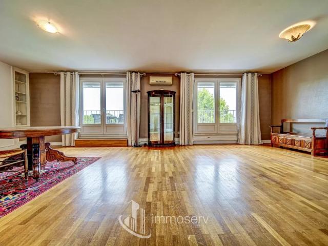 Appartement 6 pièces 146 m²