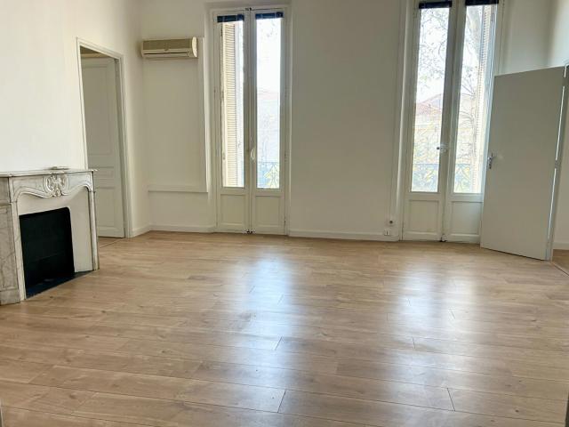 Appartement 6 pièces 147 m²