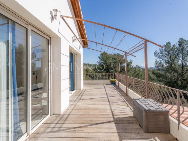 Appartement 6 pièces 147 m²