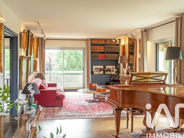 Appartement 6 pièces 147 m²