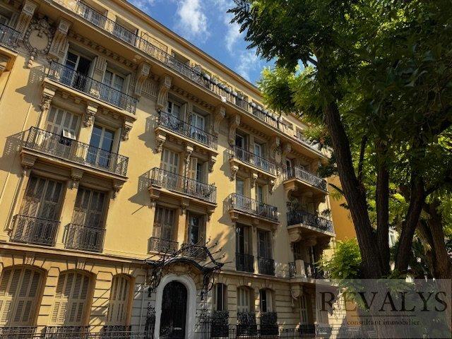 Appartement 6 pièces 147 m²