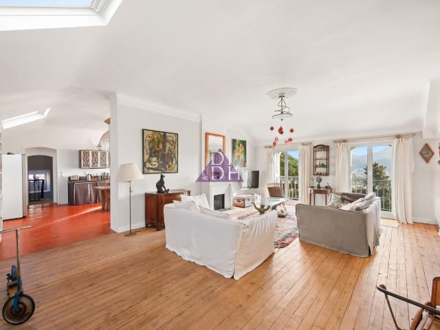 Appartement 6 pièces 147 m²