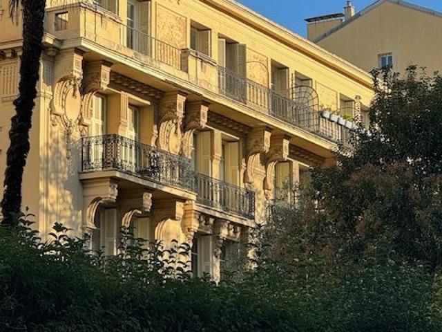 Appartement 6 pièces 147 m²