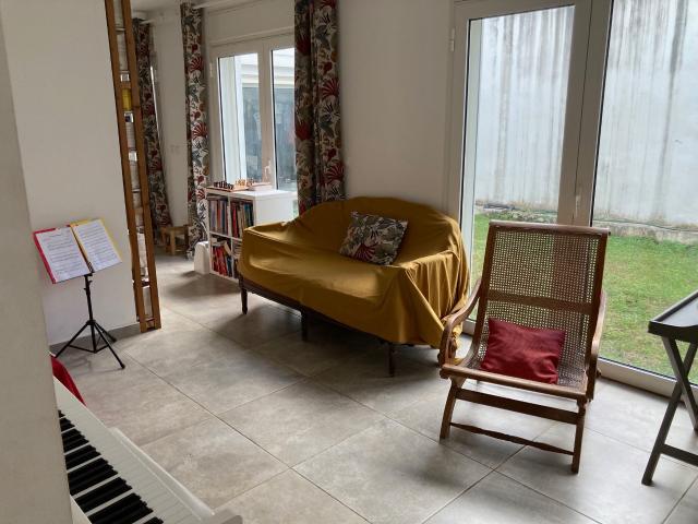 Appartement 6 pièces, 147 m² à louer à Saint Denis 97400