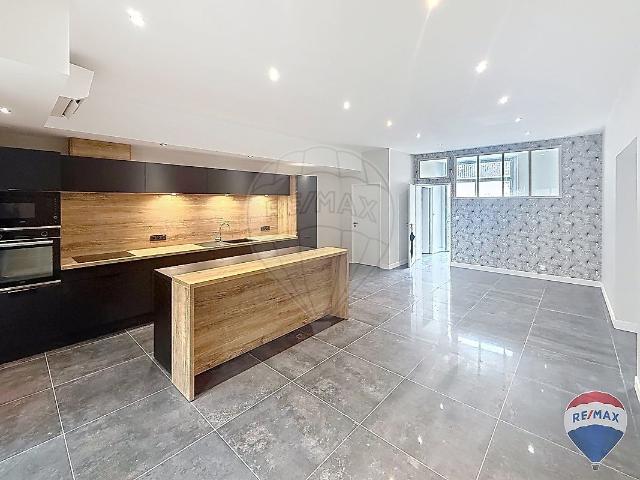 Appartement 6 pièces 148 m²
