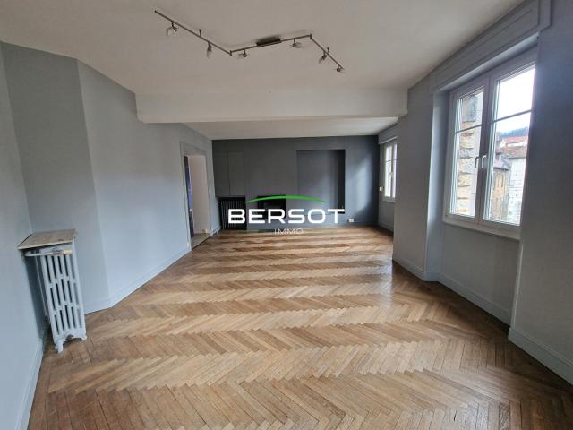 Appartement 6 pièces 149 m²