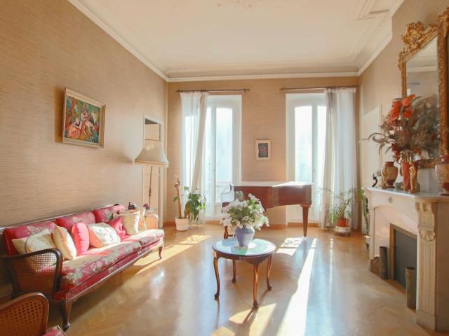 Appartement 6 pièces 149 m²