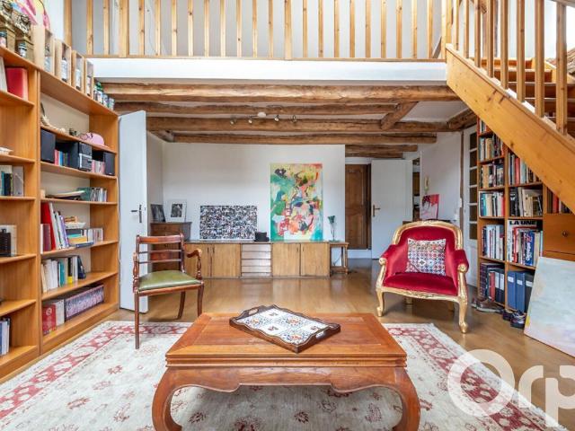 Appartement 6 pièces 149 m²