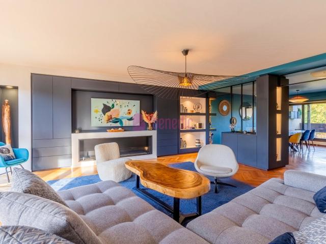 Appartement 6 pièces 150 m²