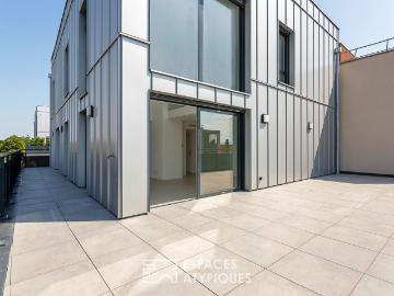 Appartement 6 pièces 150 m²