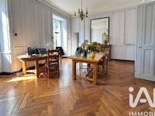 Appartement 6 pièces 152 m²