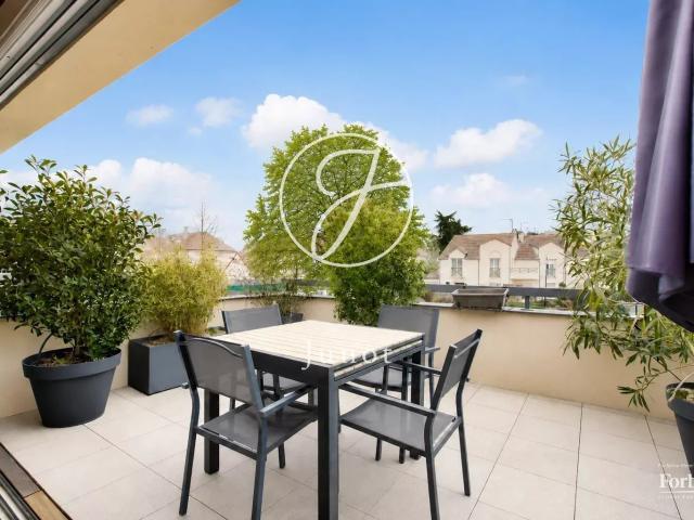Appartement 6 pièces 153 m²