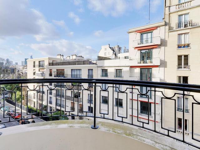 Appartement 6 pièces 155 m²