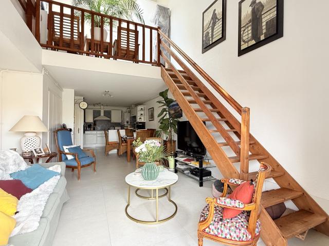 Appartement 6 pièces 156 m²