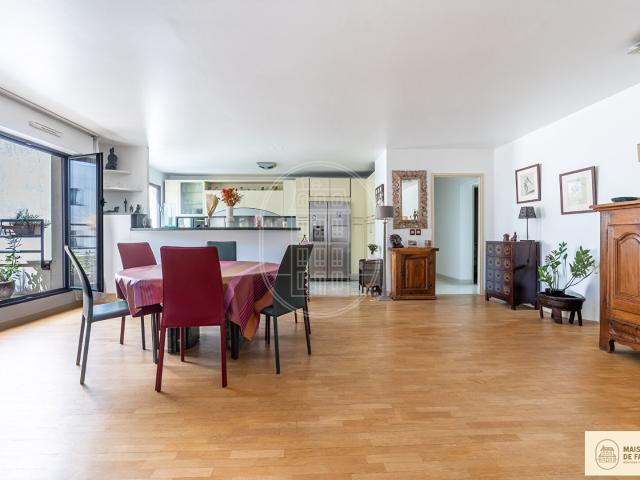 Appartement 6 pièces 156 m²