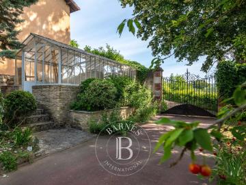 Appartement 6 pièces 157 m²