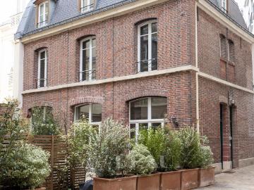 Appartement 6 pièces 157 m²
