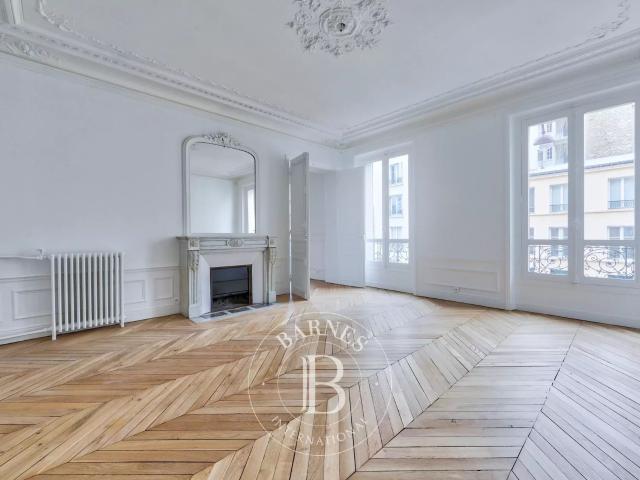 Appartement 6 pièces 157 m²