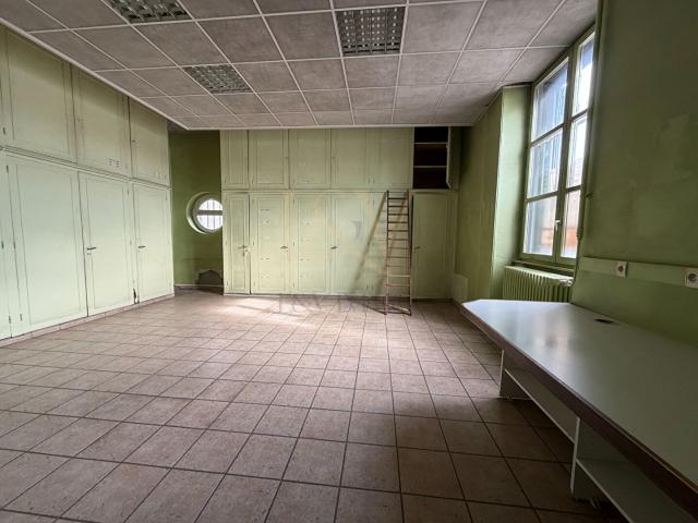 Appartement 6 pièces 158 m²