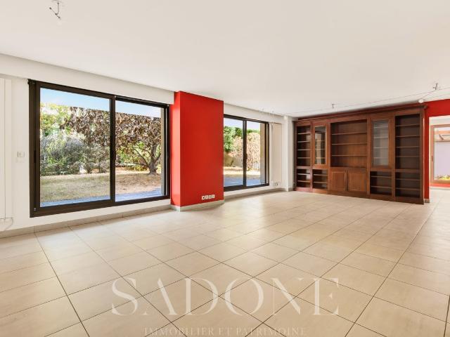 Appartement 6 pièces 158 m²