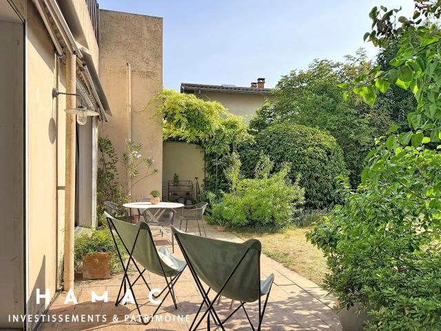 Appartement 6 pièces 160 m²