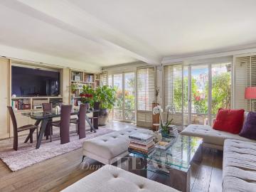 Appartement 6 pièces 161 m²