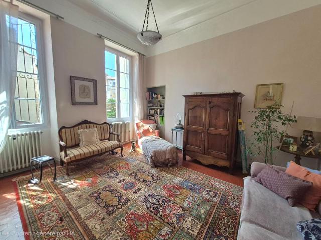 Appartement 6 pièces 161 m²
