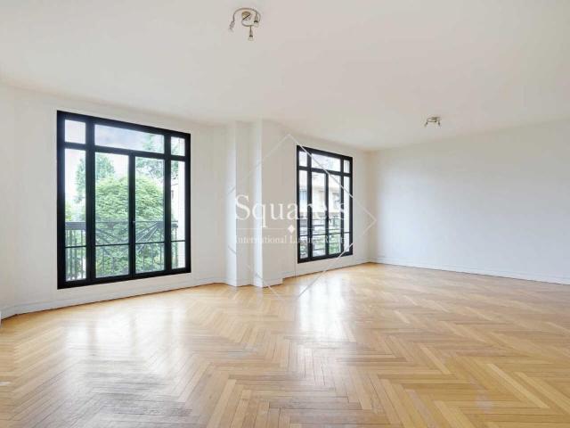 Appartement 7 pièces 161 m²