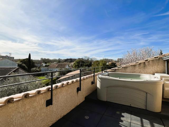 Appartement 6 pièces 163 m²
