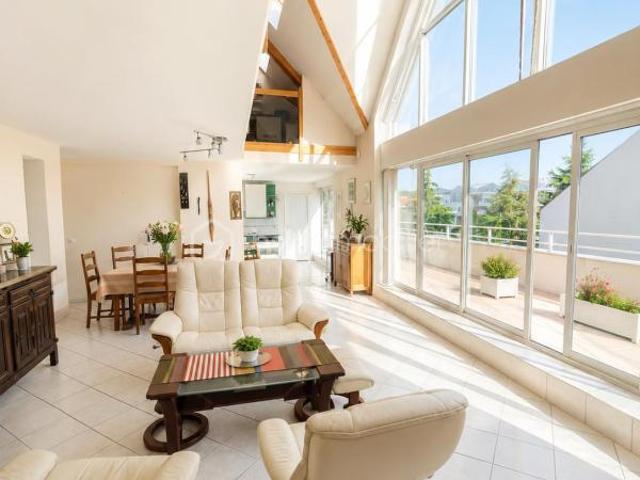 Appartement 6 pièces 165 m²