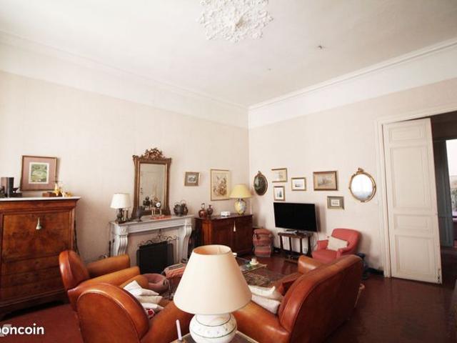 Appartement 6 pièces 165 m²