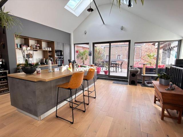 Appartement 6 pièces 165 m²
