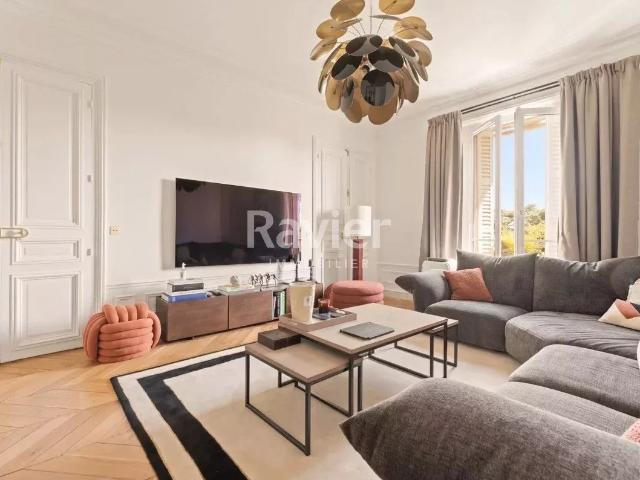 Appartement 6 pièces 165 m²