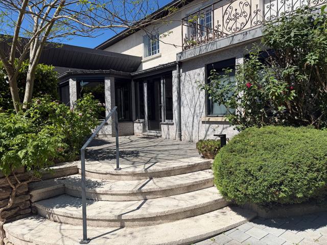 Appartement 6 pièces 166 m²
