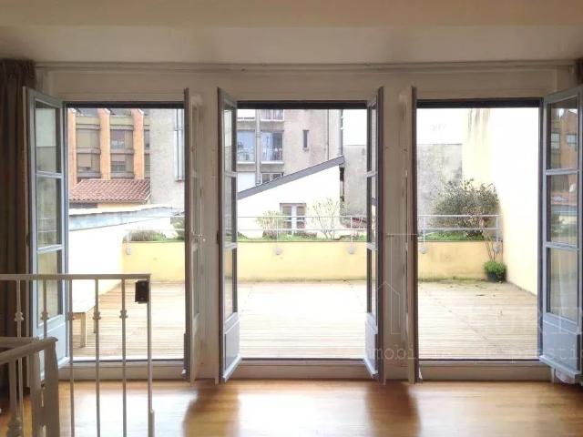 Appartement 6 pièces 167 m²